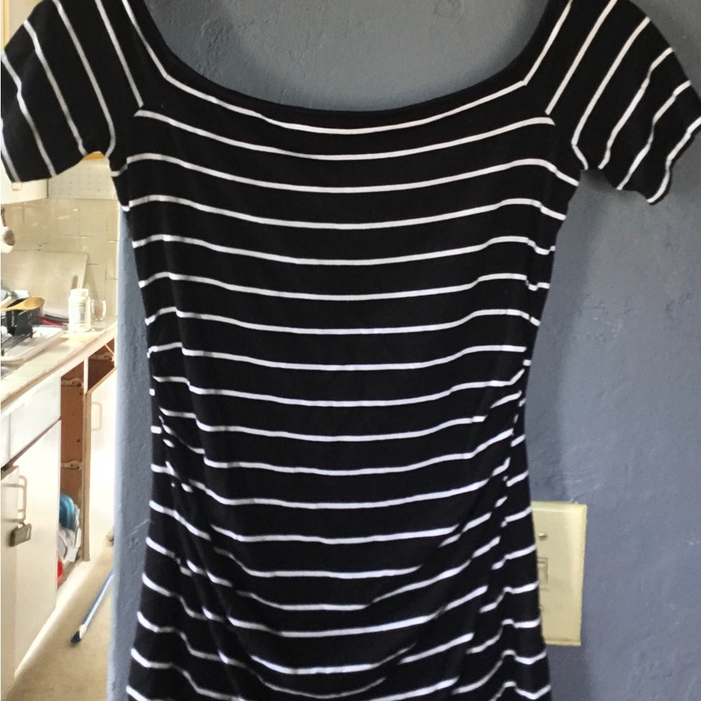 Woman’s XS tee